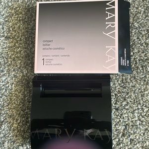 Mary Kay Compact (unfilled)